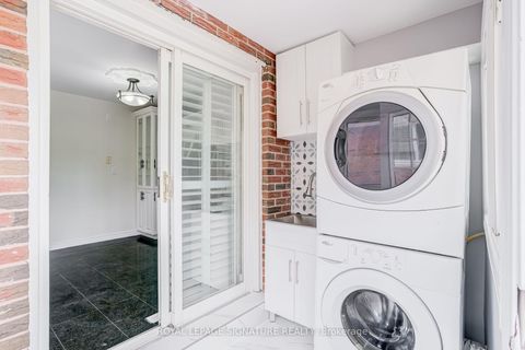 Photo 9 at 40 Beamsville Drive, L'Amoreaux, Toronto