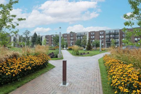 Photo 19 at 415 - 20 Fashion Roseway, Willowdale East, Toronto