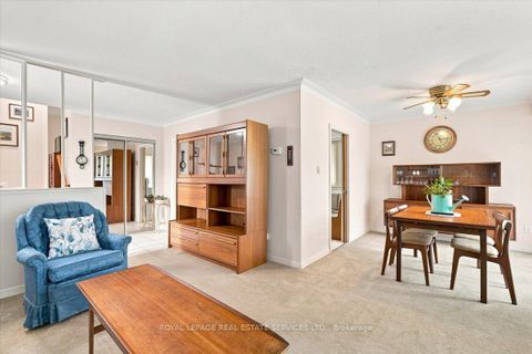 Photo 4 at 142 Cass Avenue, Sullivan, Toronto