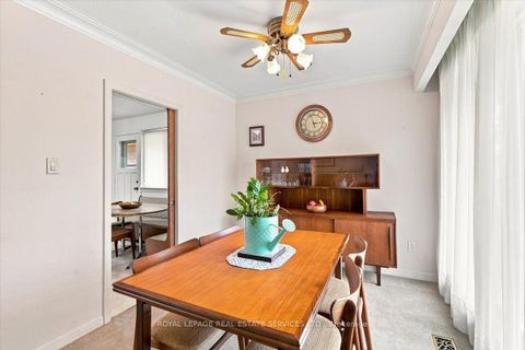 Photo 8 at 142 Cass Avenue, Sullivan, Toronto