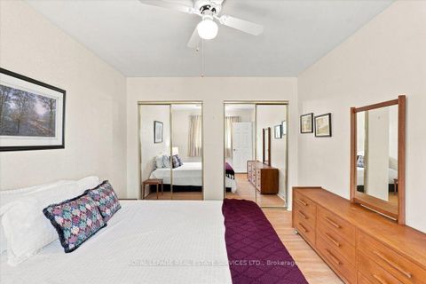 Photo 12 at 142 Cass Avenue, Sullivan, Toronto