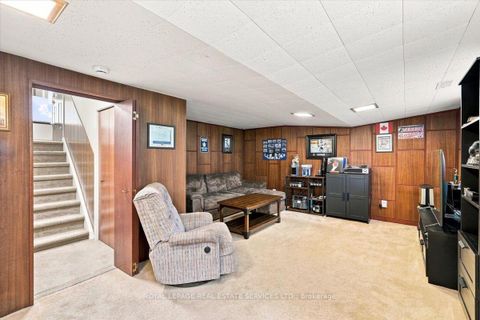 Photo 19 at 142 Cass Avenue, Sullivan, Toronto