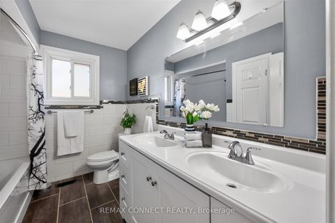 Photo 16 at 42 Bainhart Crescent, Woburn, Toronto