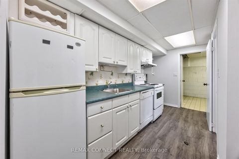Photo 20 at 42 Bainhart Crescent, Woburn, Toronto