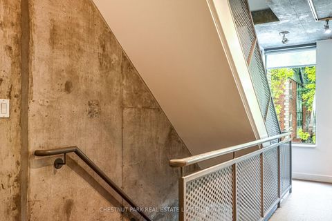 Photo 12 at 271 Mutual Street, Yonge Corridor, Toronto