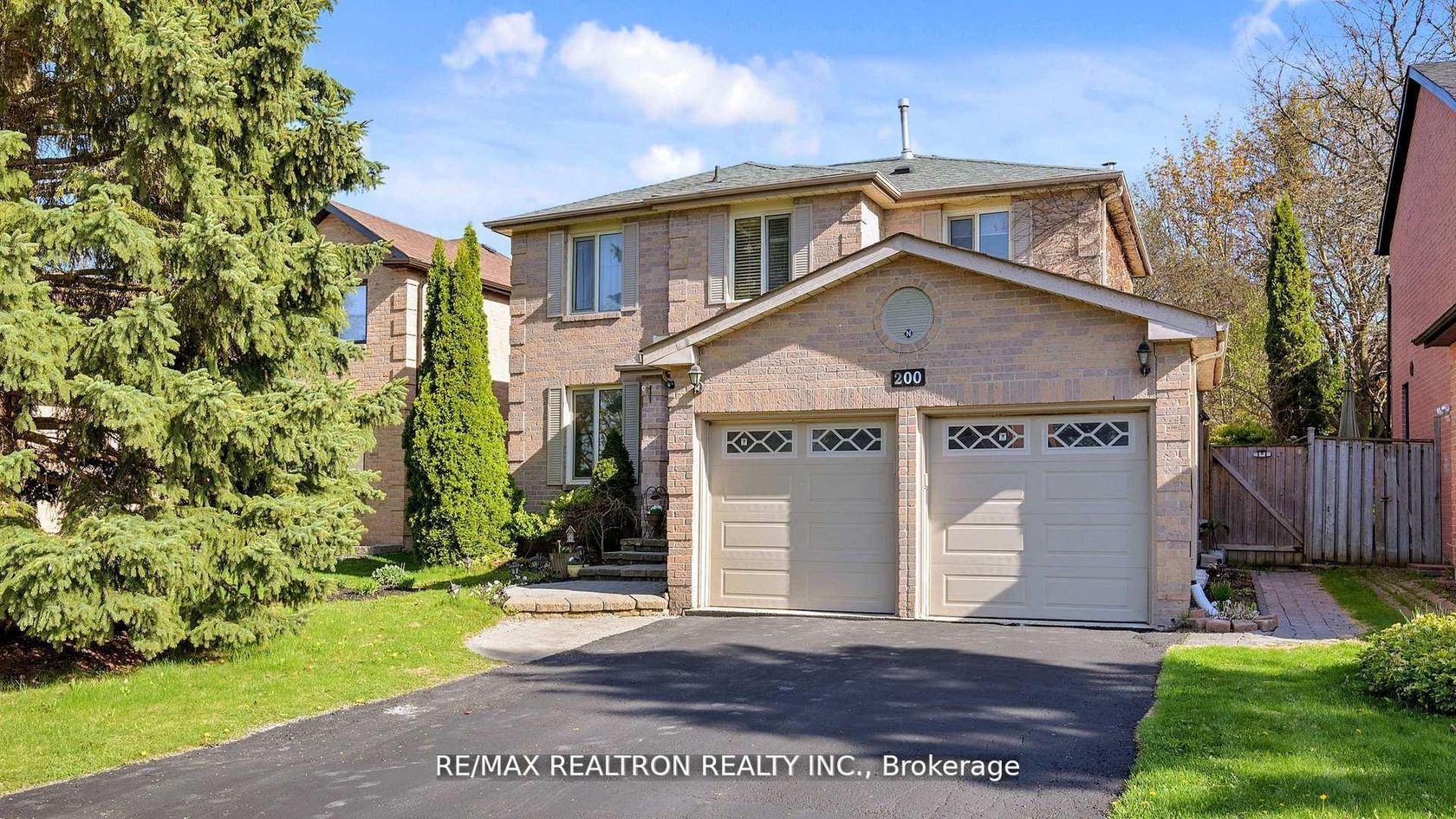 200 Mccaffrey Road, Glenway Estates, Newmarket photo 6