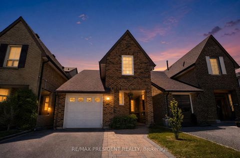Photo 1 at 29 Norbrook Crescent, Clairville, Toronto