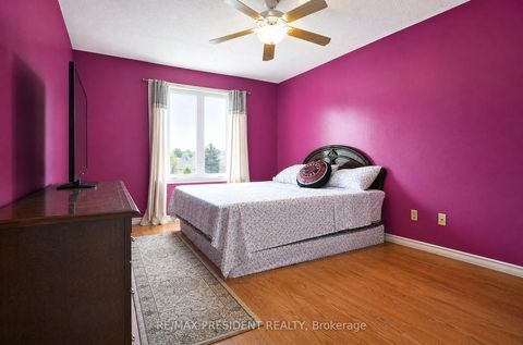 Photo 16 at 29 Norbrook Crescent, Clairville, Toronto