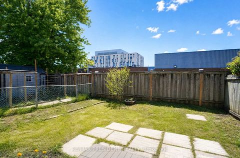 Photo 20 at 29 Norbrook Crescent, Clairville, Toronto