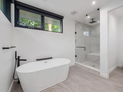 Photo 24 at 95 Penstock Court, Mill Pond, Richmond Hill