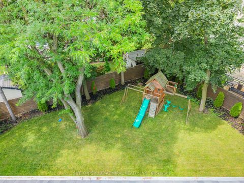 Photo 47 at 95 Penstock Court, Mill Pond, Richmond Hill