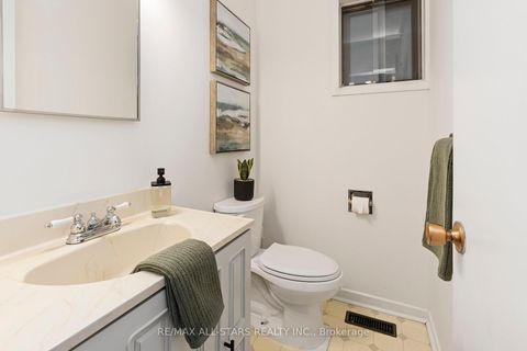 Photo 17 at 11 Gillbank Crescent, Morningside, Toronto