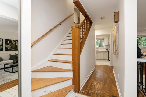 Photo 18 at 11 Gillbank Crescent, Morningside, Toronto