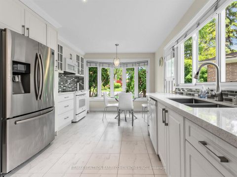Photo 10 at 8 Boldmere Crescent, Bayview Village, Toronto