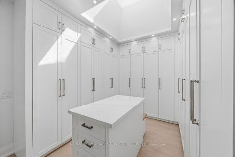 Photo 17 at 118 Laurentide Drive, Donalda, Toronto