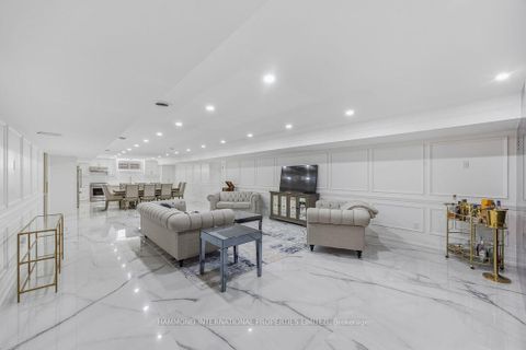 Photo 21 at 118 Laurentide Drive, Donalda, Toronto
