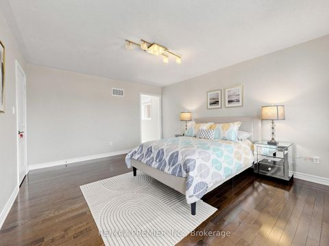 Photo 26 at 50 Ascalon Drive, Patterson, Vaughan