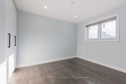 Photo 19 at 20 Mayhill Crescent, Woburn, Toronto