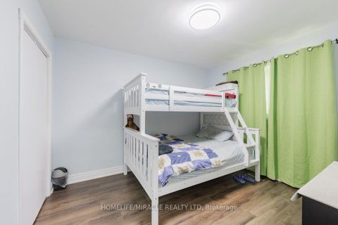 Photo 30 at 20 Mayhill Crescent, Woburn, Toronto