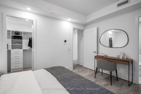 Photo 14 at 613 - 115 Denison Avenue, Chinatown, Toronto