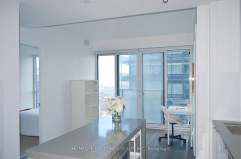 Photo 13 at 5001 - 7 Grenville Street, Bay Street Corridor, Toronto