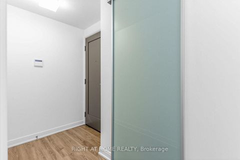 Photo 3 at 3408 - 42 Charles Street E, Yonge Corridor, Toronto