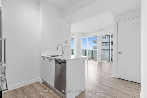 Photo 9 at 3408 - 42 Charles Street E, Yonge Corridor, Toronto