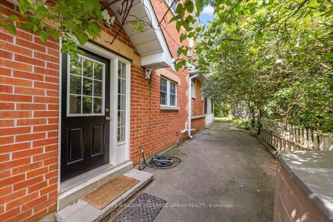 Photo 4 at 62 Wentworth Avenue, Westgate, Toronto