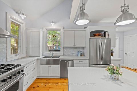 Photo 8 at 62 Wentworth Avenue, Westgate, Toronto