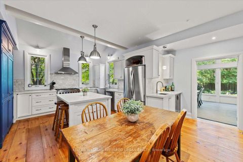 Photo 9 at 62 Wentworth Avenue, Westgate, Toronto