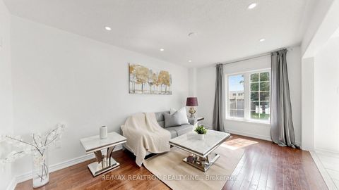 Photo 8 at 88 Banbrooke Crescent, Summerhill Estates, Newmarket