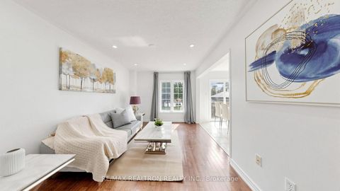 Photo 9 at 88 Banbrooke Crescent, Summerhill Estates, Newmarket