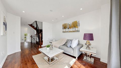 Photo 10 at 88 Banbrooke Crescent, Summerhill Estates, Newmarket