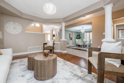 Photo 8 at 89 Sovereign's Gate, Shore, Barrie
