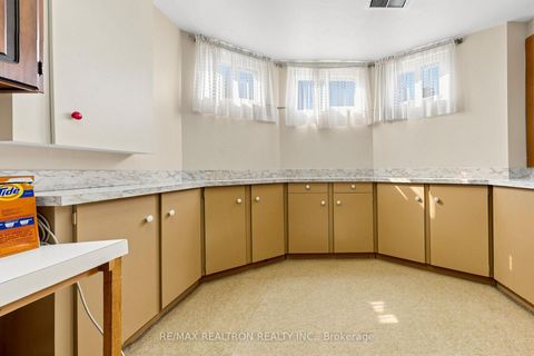 Photo 28 at 123 Francine Drive, Hillcrest Village, Toronto