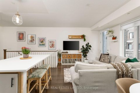 Photo 4 at 27 - 140 Long Branch Avenue, Long Branch, Toronto