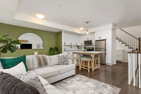 Photo 7 at 27 - 140 Long Branch Avenue, Long Branch, Toronto
