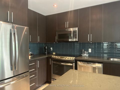 Photo 2 at TH1 - 2212 Lake Shore Boulevard W, Mimico, Toronto