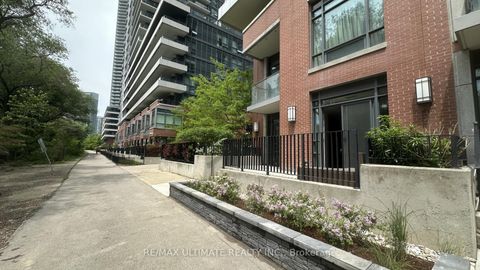 Photo 13 at TH1 - 2212 Lake Shore Boulevard W, Mimico, Toronto