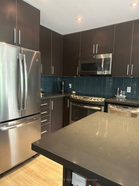 Photo 18 at TH1 - 2212 Lake Shore Boulevard W, Mimico, Toronto