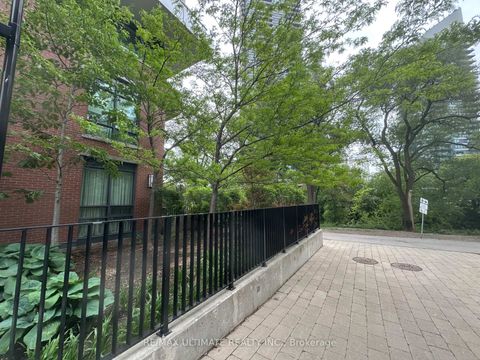 Photo 21 at TH1 - 2212 Lake Shore Boulevard W, Mimico, Toronto