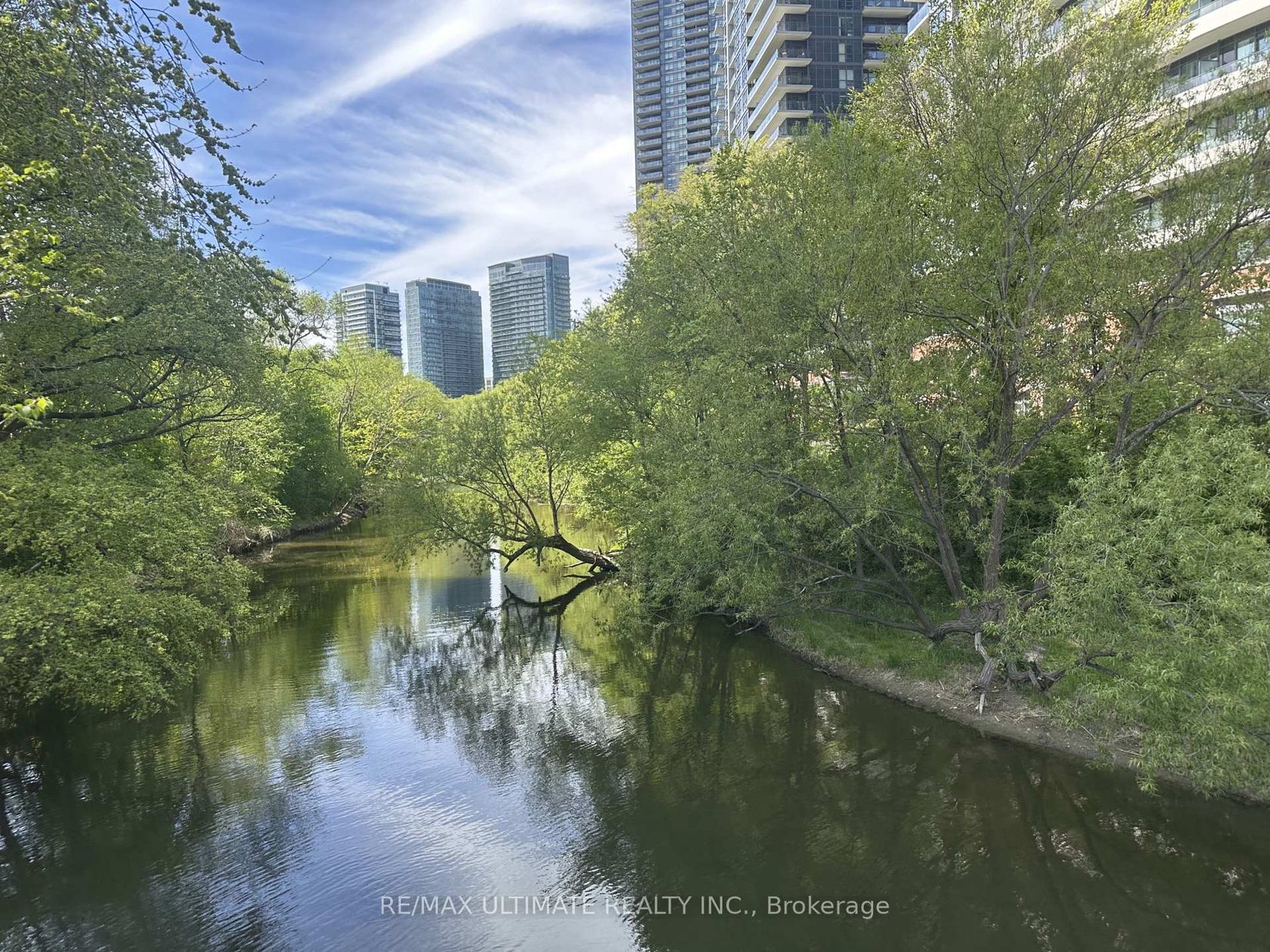 TH1 - 2212 Lake Shore Boulevard W, Mimico, Toronto 