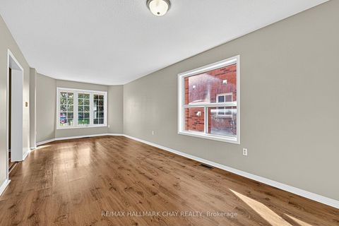 Photo 12 at 50 Loon Avenue, Painswick South, Barrie