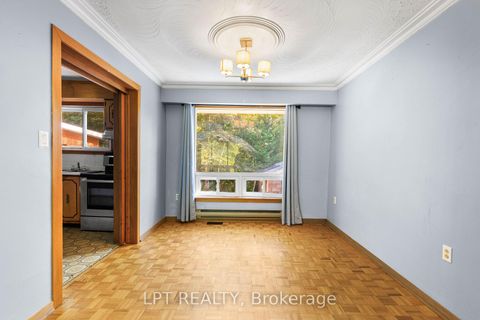 Photo 11 at 61 Edith Street, Sutton & Jackson's Point, Georgina