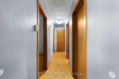 Photo 14 at 61 Edith Street, Sutton & Jackson's Point, Georgina