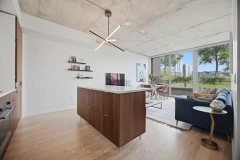Photo 9 at Th105 - 170 Bayview Avenue, Moss Park, Toronto