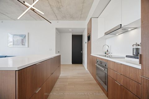 Photo 12 at Th105 - 170 Bayview Avenue, Moss Park, Toronto