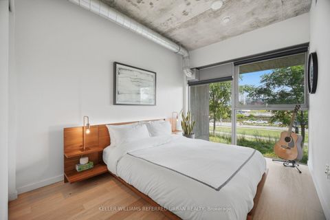 Photo 16 at Th105 - 170 Bayview Avenue, Moss Park, Toronto