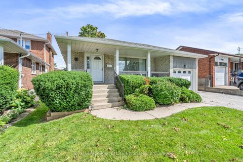 Photo 1 at 59 Stapleton Drive, The Westway, Toronto