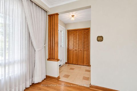 Photo 5 at 59 Stapleton Drive, The Westway, Toronto